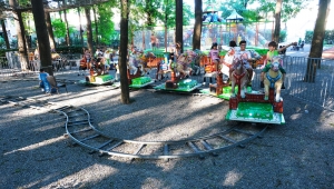 Büyükşehir Bir Lunaparkı Daha Hizmete Açtı