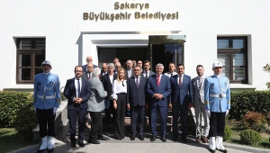 “Cumhurbaşkanımız Barış İçin Yoğun Bir Diplomasi Yürütüyor”