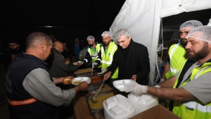 Başkan Ekrem Yüce İskenderun’da Konuştu: “Yaraları Hep Beraber Saracağız”