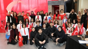 SGM’de Duygu Dolu Gösteri: “Bir Nesil Onların Destanıyla Büyüyor”