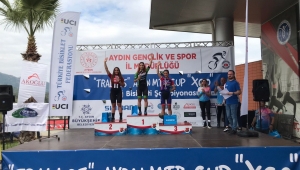 Büyükşehir Sporcuları Şampiyonluğa Doymuyor!