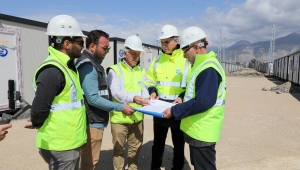 Yüce Deprem Bölgesinden 85 Milyona Seslendi: Yaralar Sarılana Kadar Buradayız