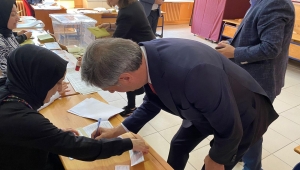 Başkan Alemdar Oyunu Kullandı