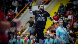 Gol kralı Kanberoğlu Büyükşehir’de