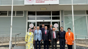 Hendek'te İlçe Protokolü Bayramlaştı