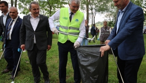 Sapanca Gölü'nden Çıkan Atıklar Görenleri Şaşırttı