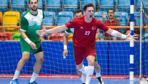 Başarılı Oyun Kurucu Atakan Şirin Büyükşehir Hentbol’da