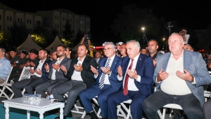 Sakarya 7 Yıl Sonra Aynı Meydanda Tek Yürek: “15 Temmuz Gecesi Yenilmezliğin İlanıydı”