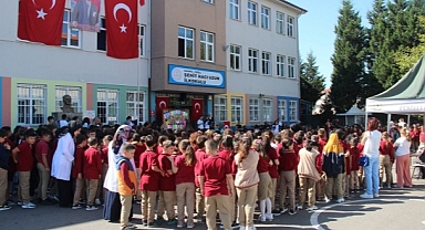 Ferizli'de İlköğretim Haftası Coşkuyla Kutlandı