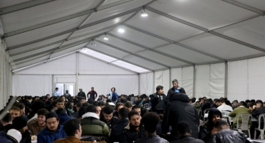 Büyükşehir’in İftar Geleneği: Farklı Diller Ve Kültürler Ramazan’da Aynı Duada Buluşuyor