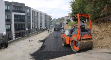 Serdivan’da Asfalt Çalışmaları Sürüyor