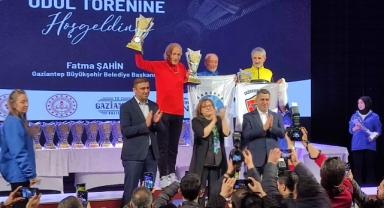 Gazi Yarı Maratonu’nda altın madalya Büyükşehir’in