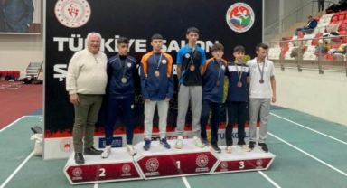 Büyükşehir’in atletleri Bursa’daki şampiyonada Sakarya’ya gurur yaşattı