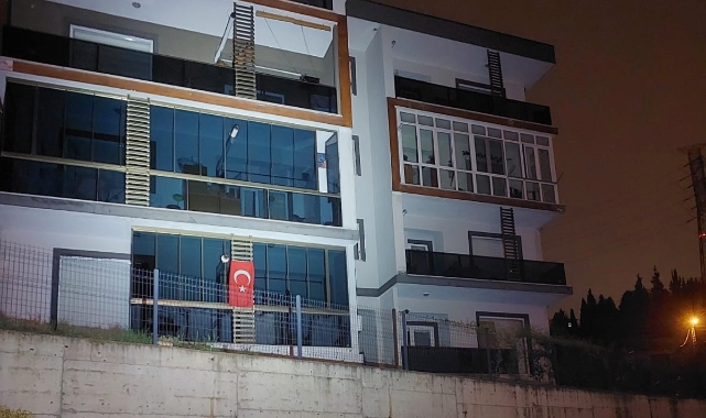 Bina Çökme Tehlikesiyle Karşı Karşıya Kaldı: Aileler Tahliye Edildi