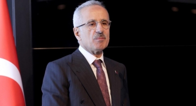 Deprem Sonrası Bakan Uraloğlu'ndan Karayolları, Havalimanları, Tren Ve Metrolarla İlgili Açıklama