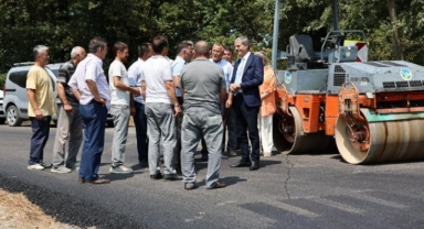 Başkan Alemdar, Kaynarca’da Asfalt Çalışmalarını Yerinde Takip Etti