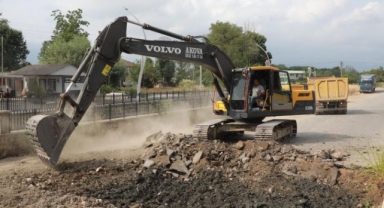 Karacasu Deresi’nde İkinci Etap Çalışmaları Başladı