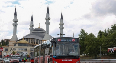 Büyükşehir Yenikent’in Yeni Ulaşım Sistemiyle İlgili Tüm Merak Edilenleri Açıkladı