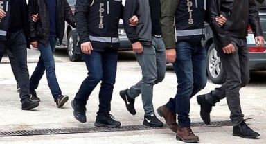 Dolandırıcılık Operasyonunda 44 Gözaltı