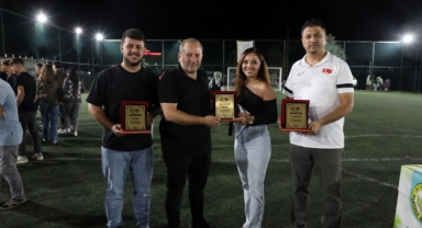 Ferizli'de Futbol Turnuvası Görkemli Finalle Sona Erdi