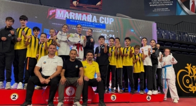 Serdivanlı Karateciler Marmara Cup'a Damga Vurdu Madalya Yağmuru
