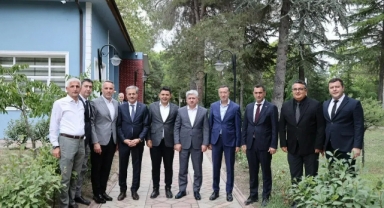 Ulaştırma Bakan Yardımcısı Boyraz, TÜRASAŞ Tesisleri'nde