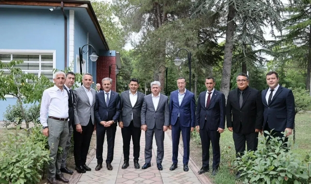Ulaştırma Bakan Yardımcısı Boyraz, TÜRASAŞ Tesisleri'nde