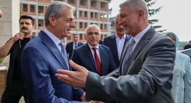 Bakan Ömer Bolat Sakarya'da