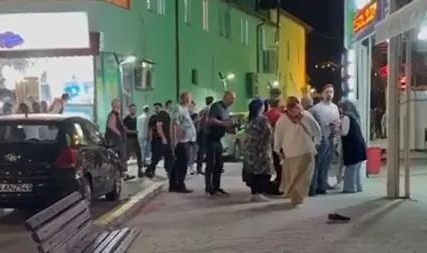 Omuz Atma Tartışması Kanlı Bitti!