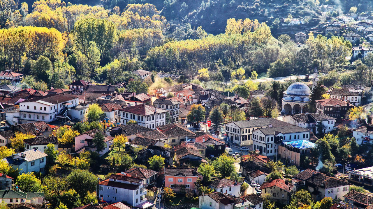 Büyükşehir Taraklı’da Gönüllere Dokundu
