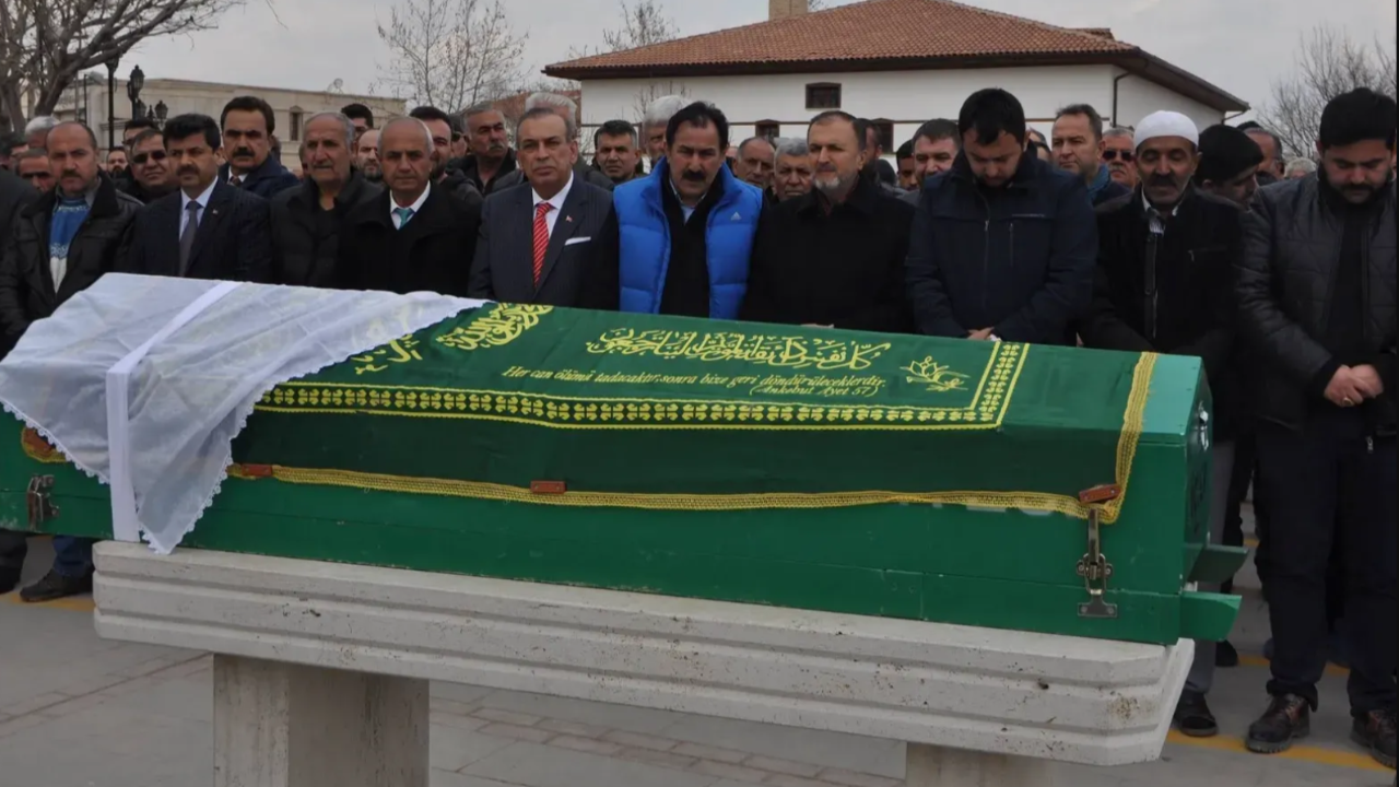 Evinde Baygın Bulunan Kadın Hayatını Kaybetti!