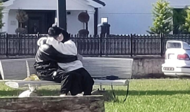 Parkta Uygunsuz Hareketler Tepki Çekti: Uyarılara Rağmen Devam Ettiler