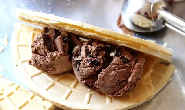 Türkiye'nin Köklü Kağıt Helva Üreticisi İflasın Eşiğinde