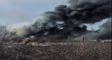 D-100 Üzerindeki Bisküvi Fabrikasında Yangın