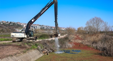 Çark Deresi titizlikle temizleniyor