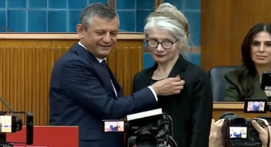 Emine Ülker Tarhan 12 Yıl Sonra CHP'ye Döndü