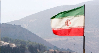 İran'da Askeri Helikopter Üssüne Saldırı