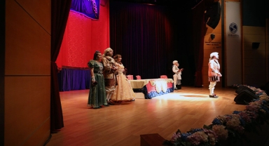 Kibarlık Budalası Sakarya’da Sahnelendi