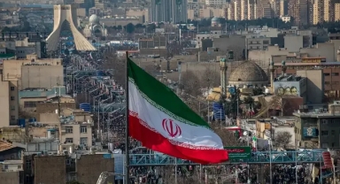 Tahran'da İsrail Saldırıları Nedeniyle Elektrik Kesintileri Yaşandı