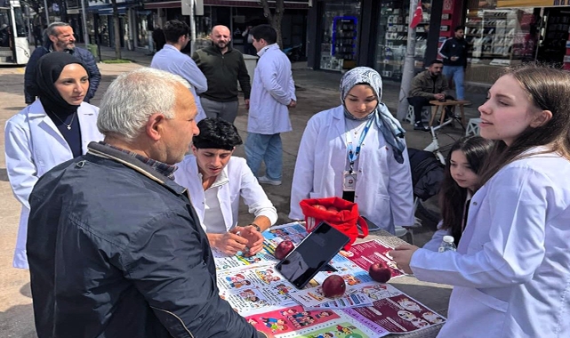 Akyazı’da Sağlık Sokağı kurdular!