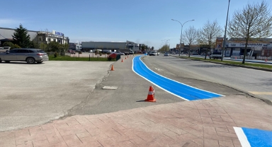 Büyükşehir’den Erenler’de Bisiklet Yollarına Güvenli Dokunuş