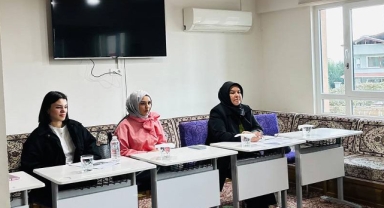 Büyükşehir’in “Kadın Kadına” Projesi Akyazı’da Devam Etti