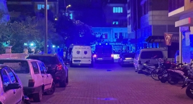 Kadınları Vurdu, Polisten Kaçamayınca Kendini De Vurdu