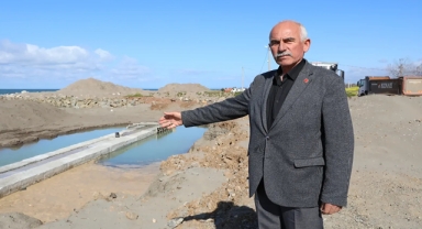 Kıyı Erozyonunun Tahrip Ettiği Karasu Sahilinde Önlemler Alınıyor