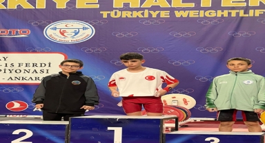 Minik Şampiyondan Büyük Gurur