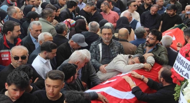 Saldırıda Ölen 4 Öğrenci Gözyaşları İçerisinde Uğurlandı