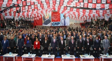 CHP'nin Kurultay Davası Ertelendi