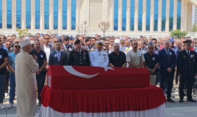 Ankara’da Helikopter Kazasında Hayatını Kaybeden Pilot Son Yolcuğuna Uğurlandı