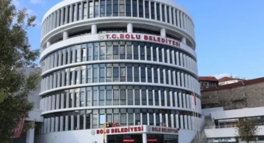 Bolu Belediyesi’ne Operasyon: Özel Kalem Müdürü Gözaltında