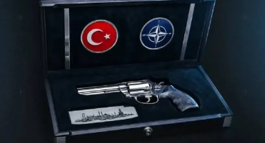 Cumhurbaşkanı Erdoğan'dan NATO Liderlerine İşlemeli Özel Üretim Tabanca Hediyesi
